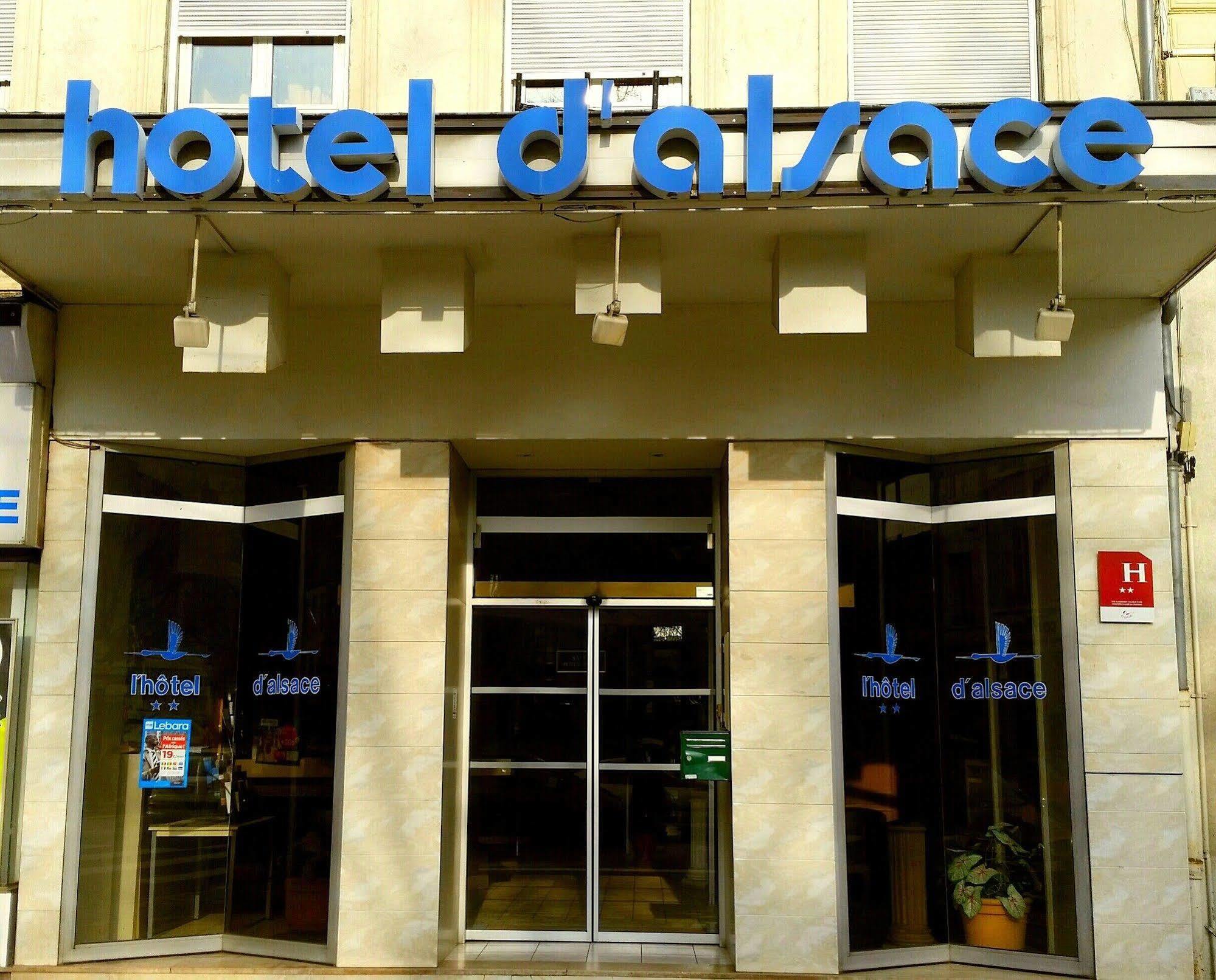 Hôtel d'Alsace Villeurbanne Exterior foto